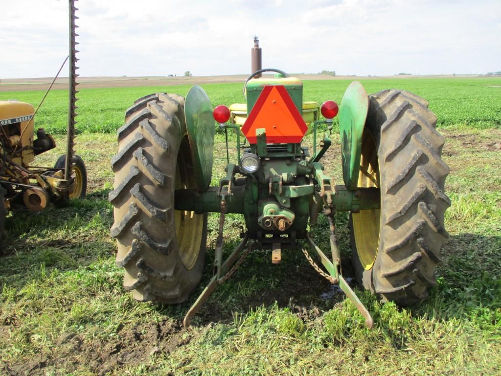98709 - JOHN DEERE 1010