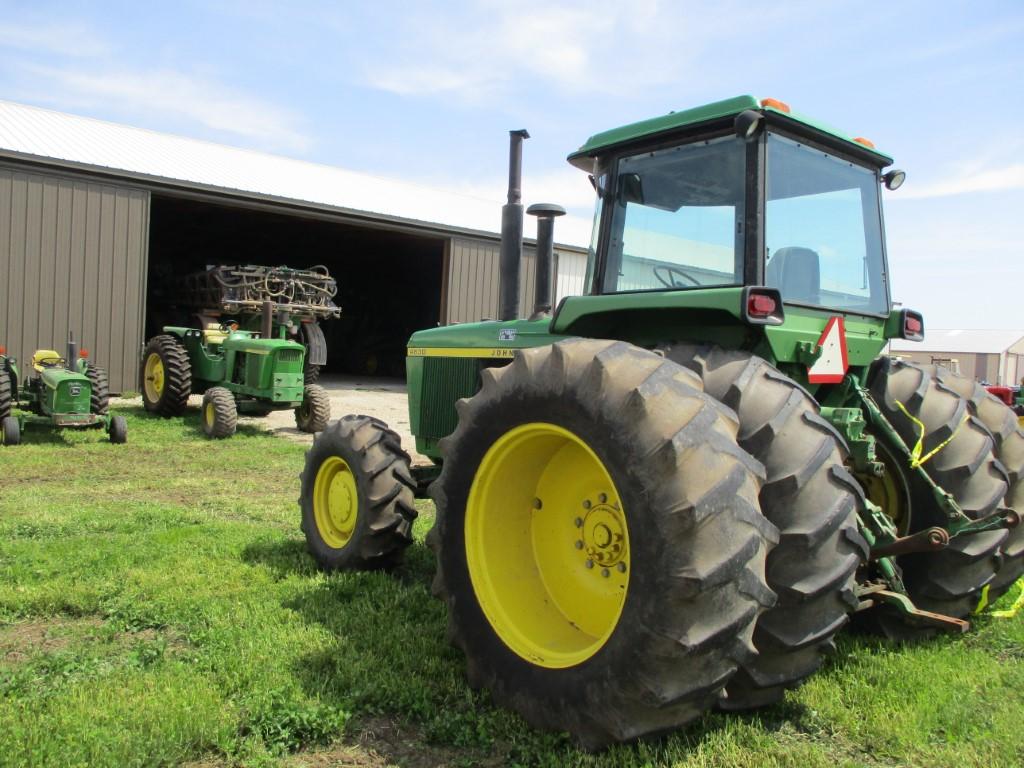 98718 - JOHN DEERE 4630