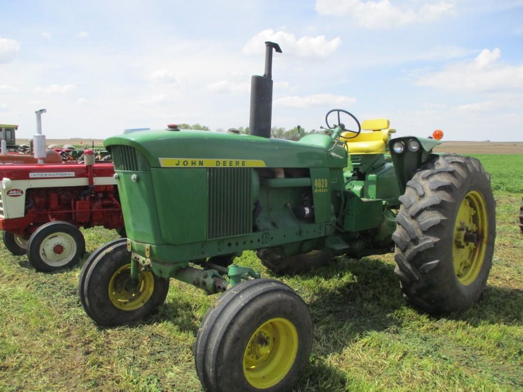98769 - JOHN DEERE 4020