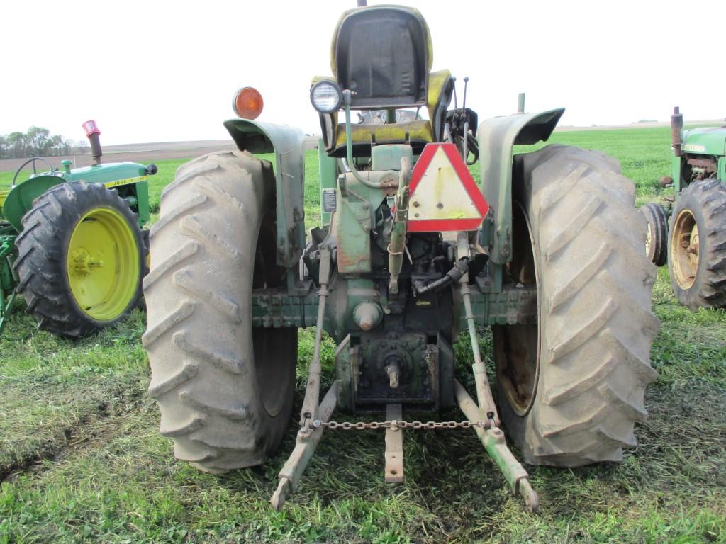 98805 - JOHN DEERE 4010