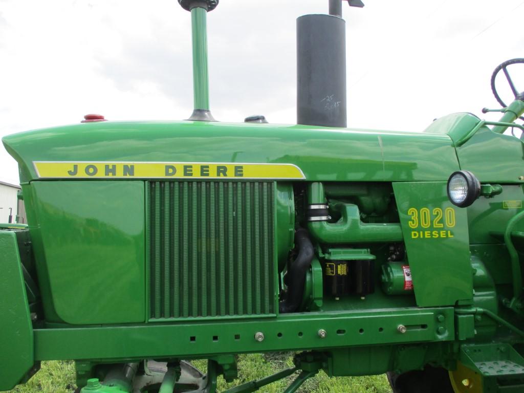 98858 - JOHN DEERE 3020 HIGH CROP