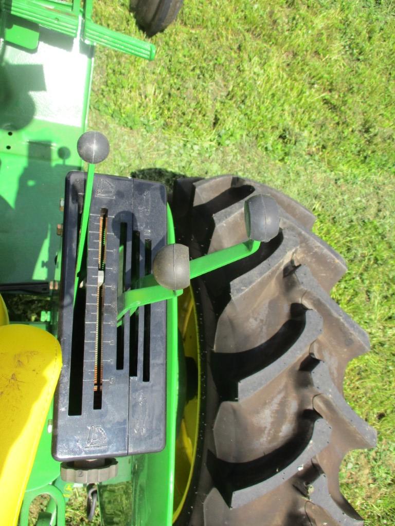 98858 - JOHN DEERE 3020 HIGH CROP