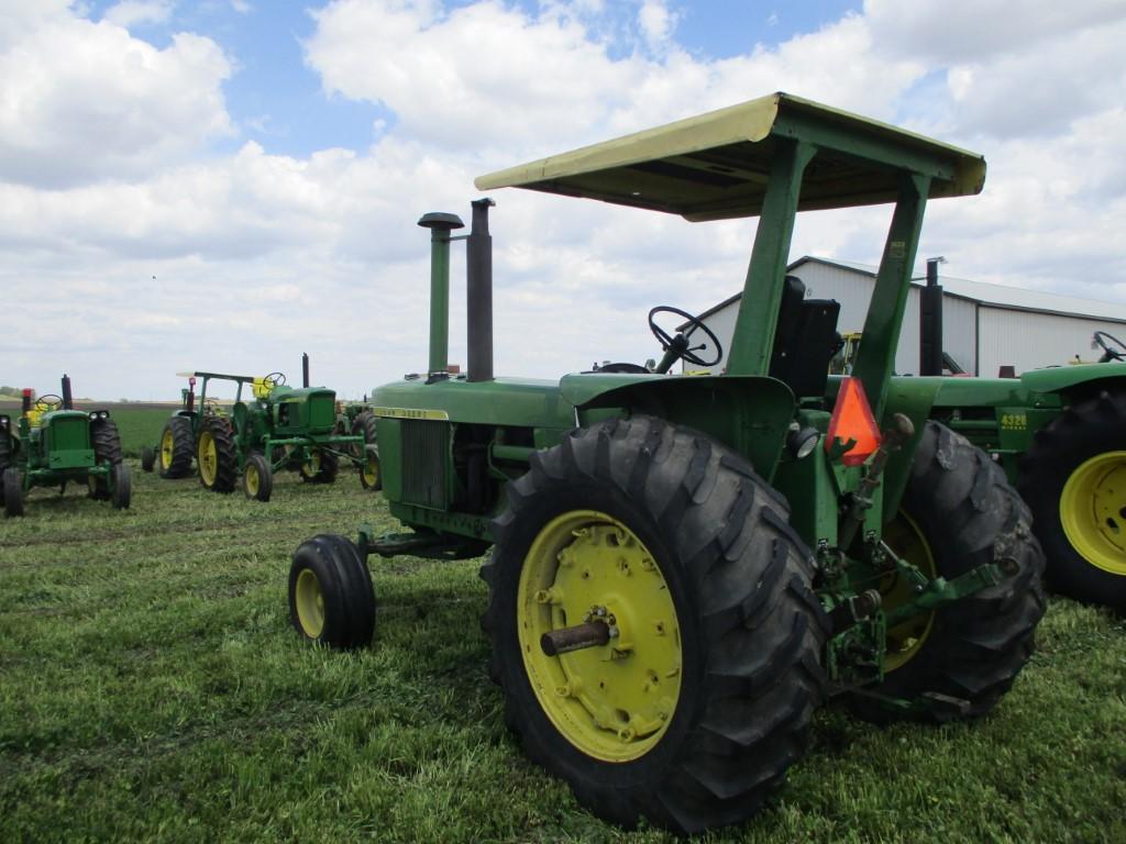 98869 - JOHN DEERE 4320