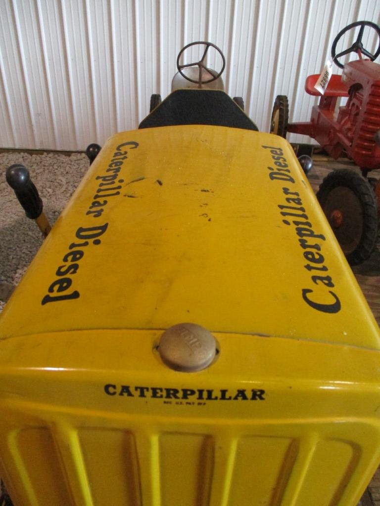 86264-CATERPILLAR D-4 CRAWLER, PEDAL