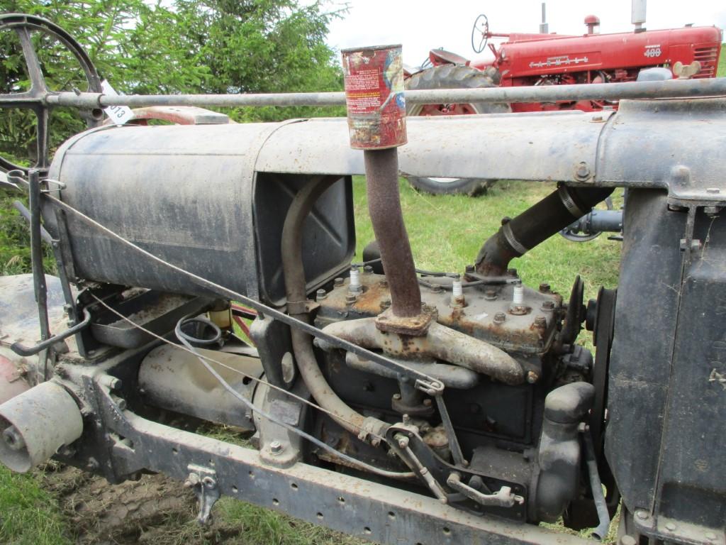 10013- MCCORMICK DEERING F-12 WAUKESHAW MOTOR