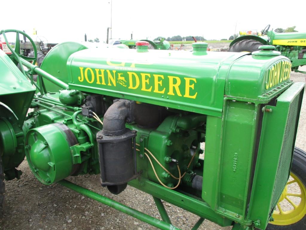 8232-JOHN DEERE GP