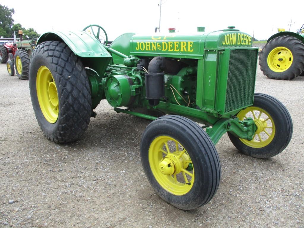 8232-JOHN DEERE GP