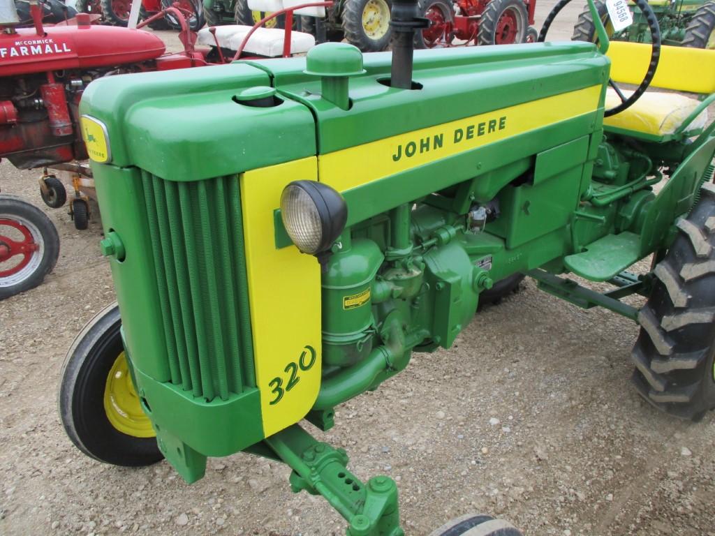 94568-JD 320 S TRACTOR