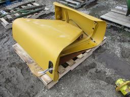 99288- JOHN DEERE NEW GEN LARGE TOP FENDER SET, NEW (2)
