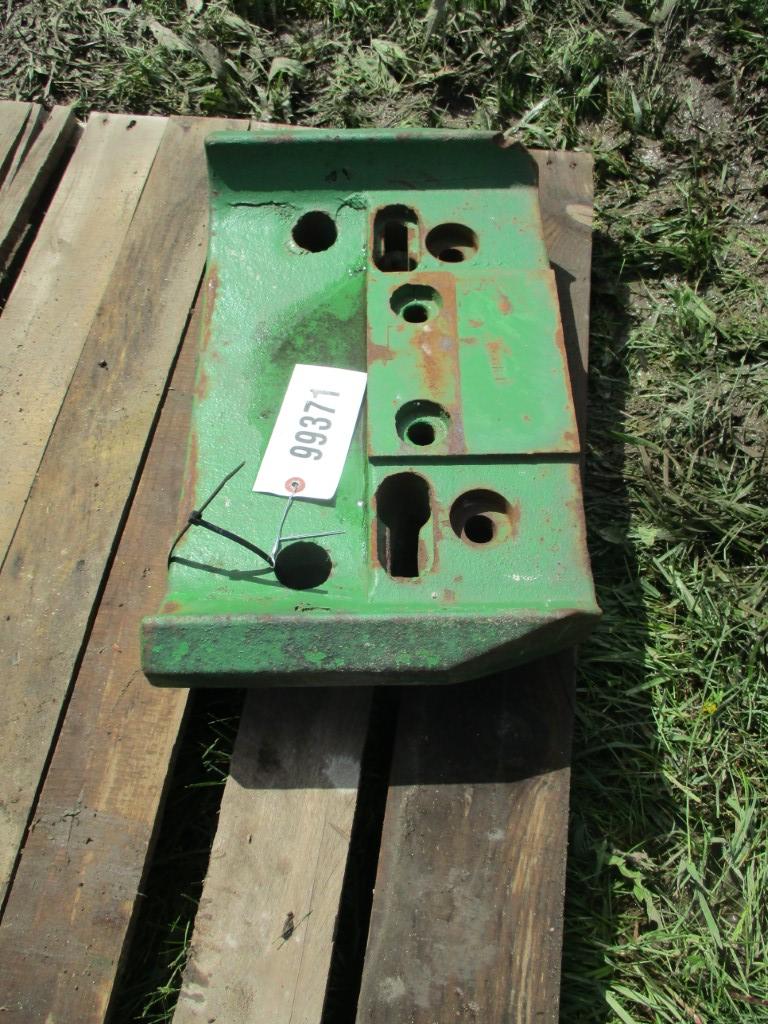 99371- JOHN DEERE FRONT WEIGHT 1010