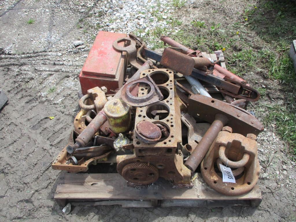 99385- PALLET OF MISCELLANEOUS TRACTOR PARTS