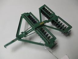 OLIVER DISC, ORIGINAL, 1/16 SCALE