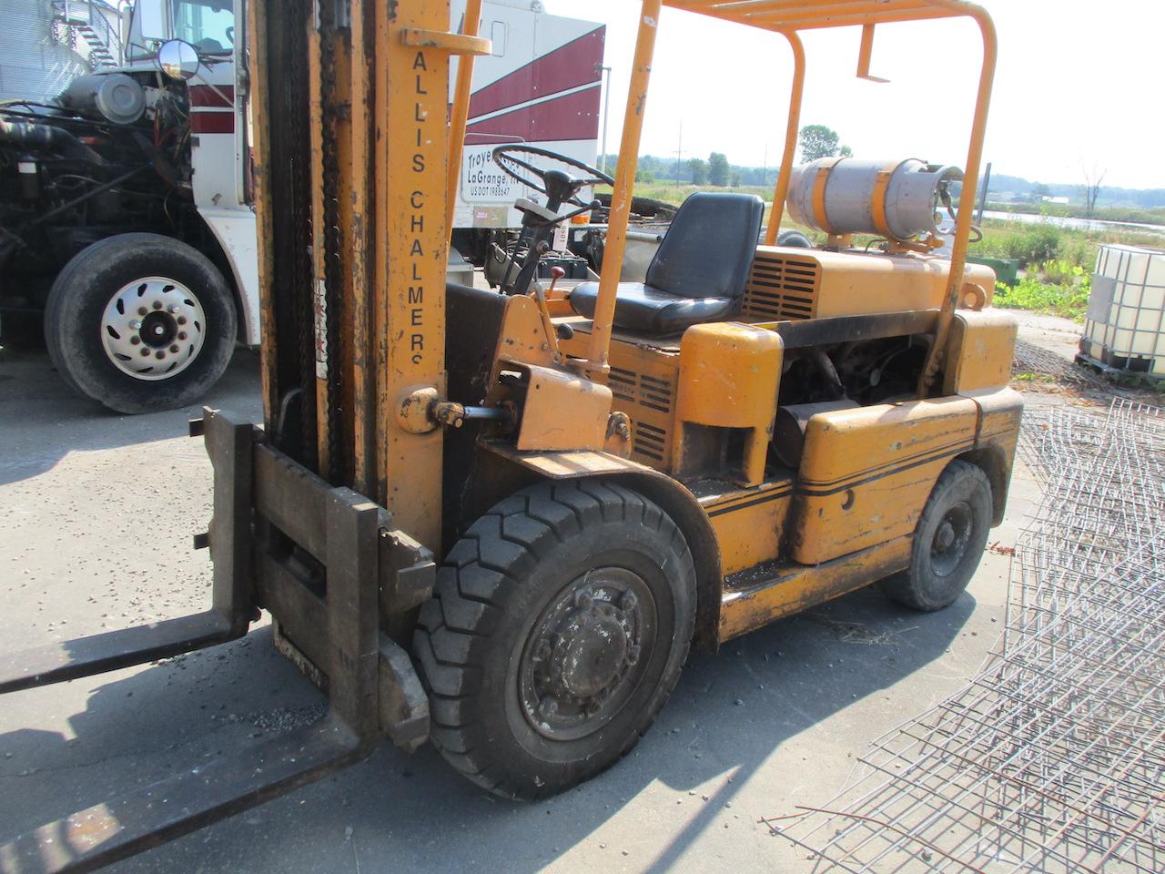 9601-AC TYPE G MODEL FORK LIFT