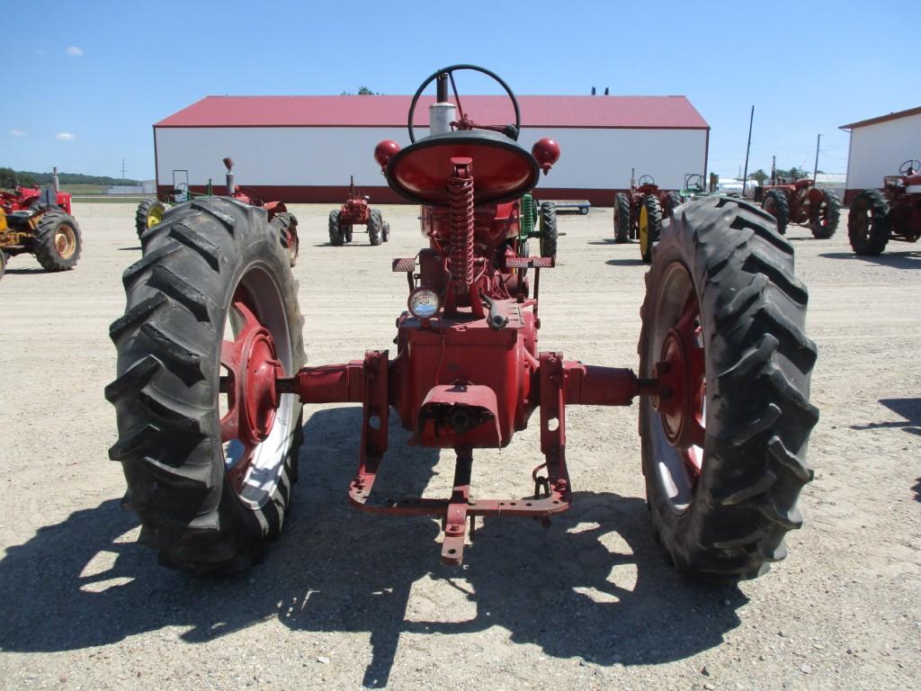 7205-FARMALL M