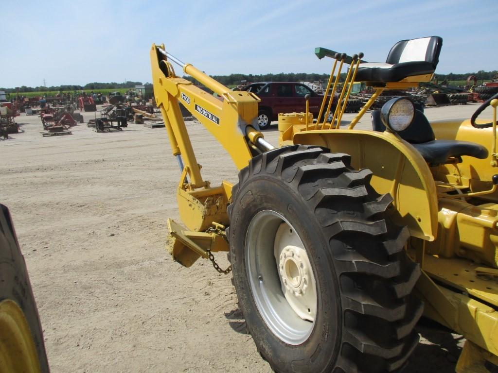 8576-ALLIS CHALMERS w/ BACKHOE I-500