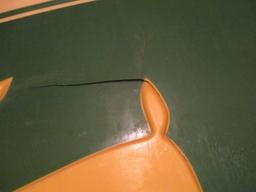 91140-JOHN DEERE 2 LEGGED DEERE PLASTIC SIGN