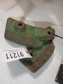 91211-(2) JOHN DEERE SWAY BLOCKS