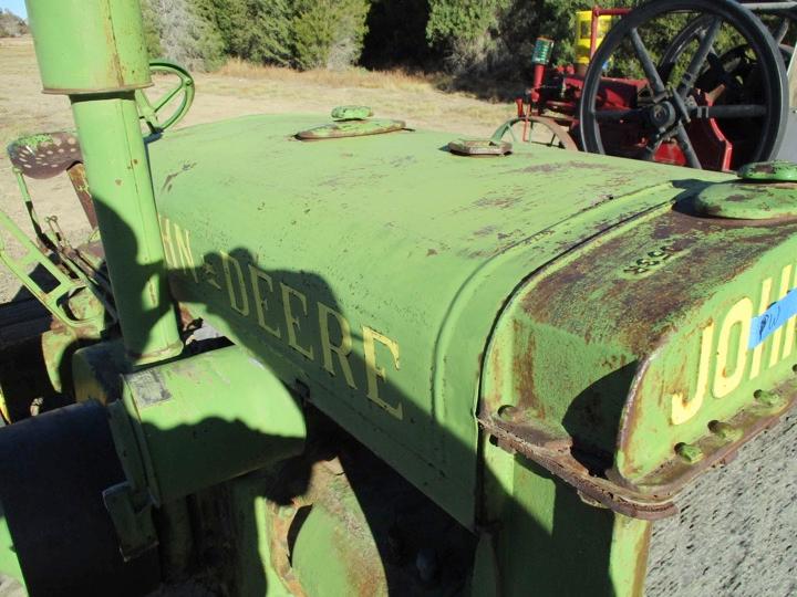 91318-JOHN DEERE D UNSTYLED