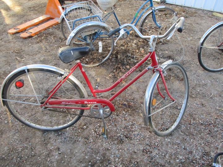 91485-SCHWINN LADIES BIKE