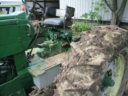 14297- OLIVER 1900 TRACTOR