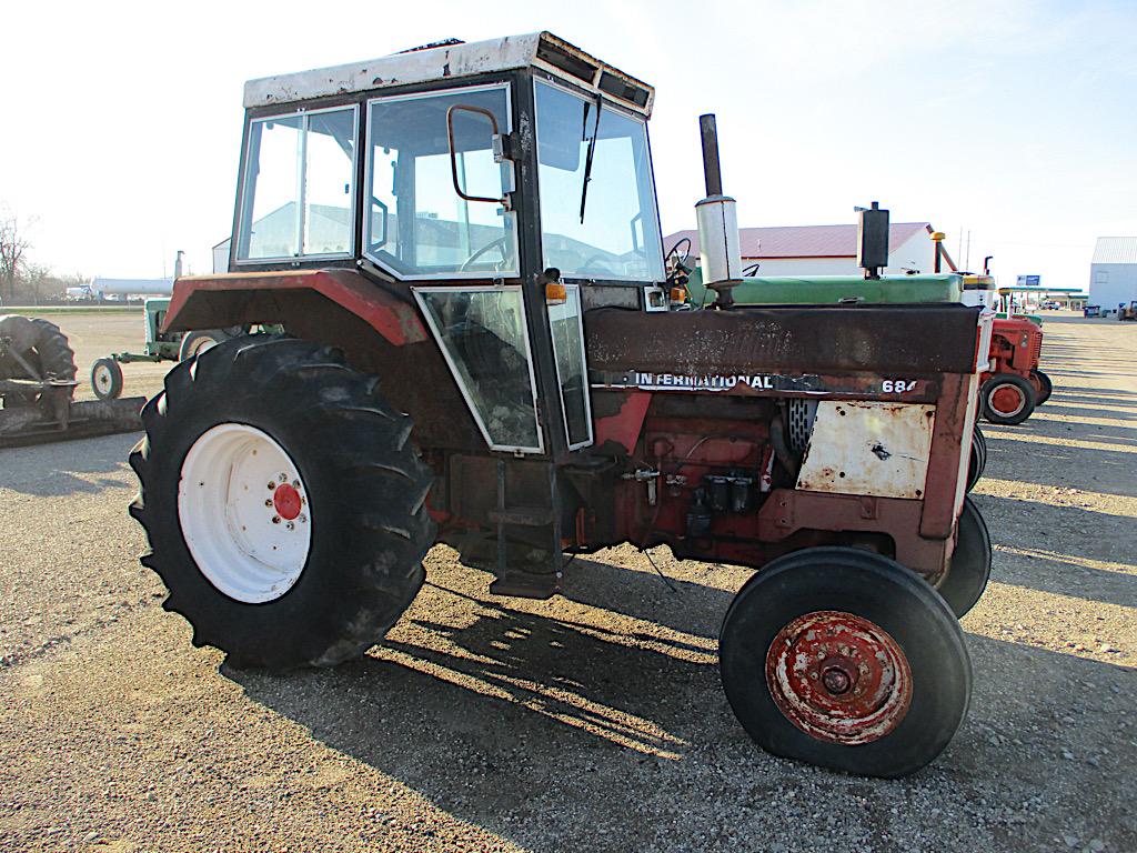 13050-IH 684 TRACTOR