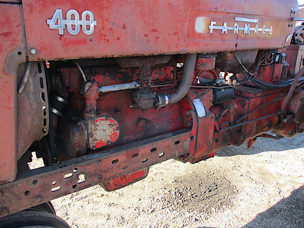13236- FARMALL 400 TRACTOR