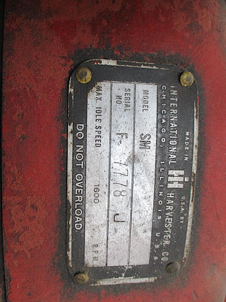 13714-FARMALL SUPER M TRACTOR