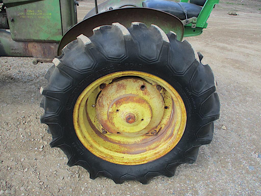 13919-JD M TRACTOR