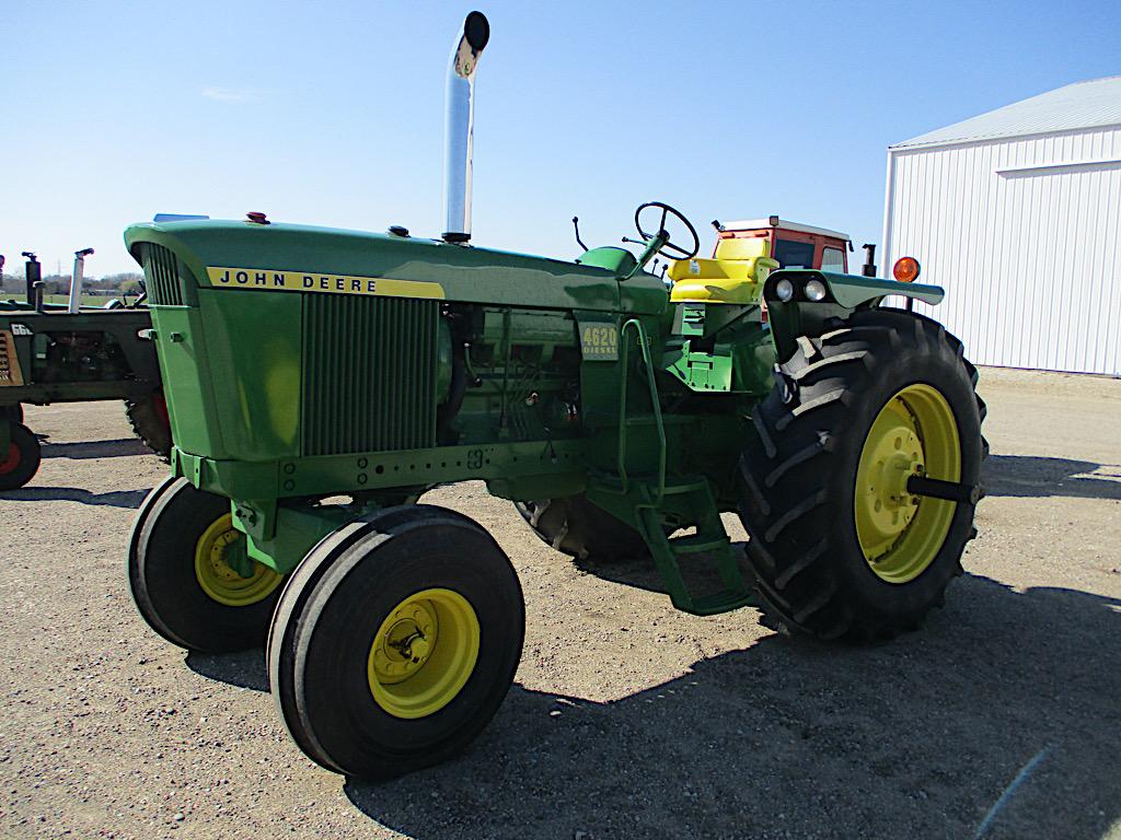 12744-JD 4620 TRACTOR