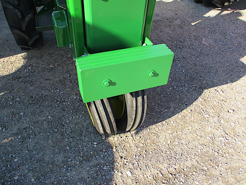 13657-JD 4010 CUSTOM TRACTOR