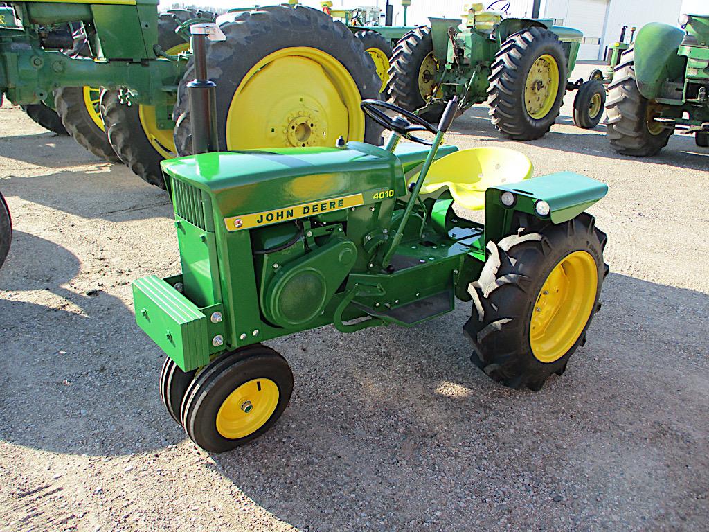 13657-JD 4010 CUSTOM TRACTOR