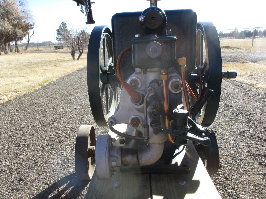90816-MCCORMICK-DEERING TYPE M STATIONARY ENGINE