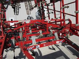 10919- WIL-RICH QX2 FIELD CULTIVATOR 47'