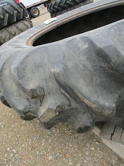 12442-13.6-28 TIRE
