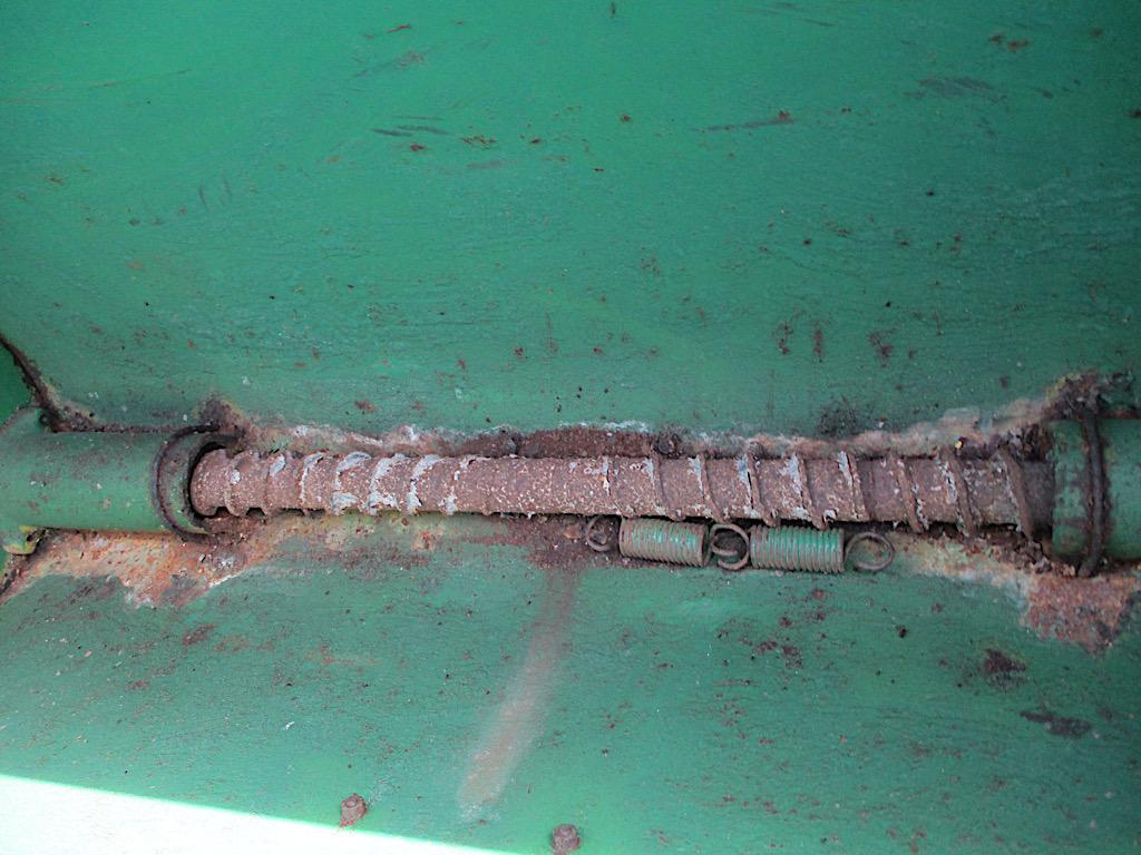 12747-JD 494A 4ROW CORN PLANTER, W/ FERTILIZER