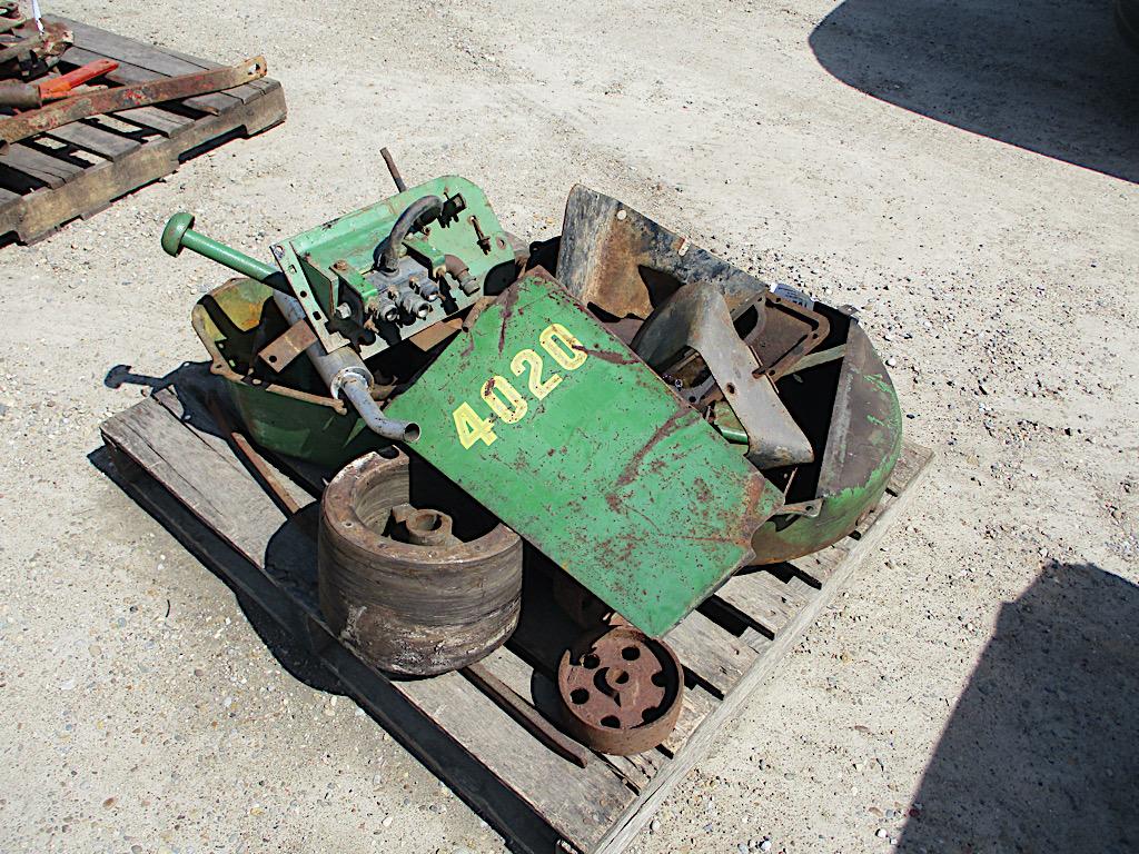 13272-PALLET OF MISC JD PARTS