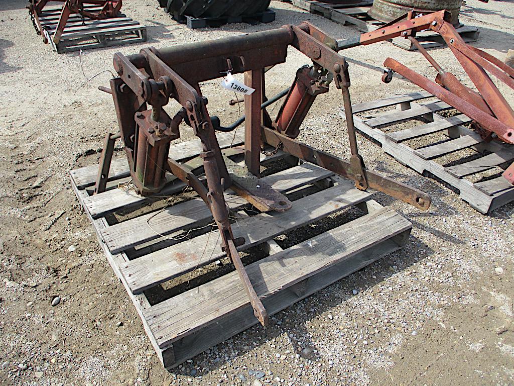 13608-BOLT ON 3PT HITCH