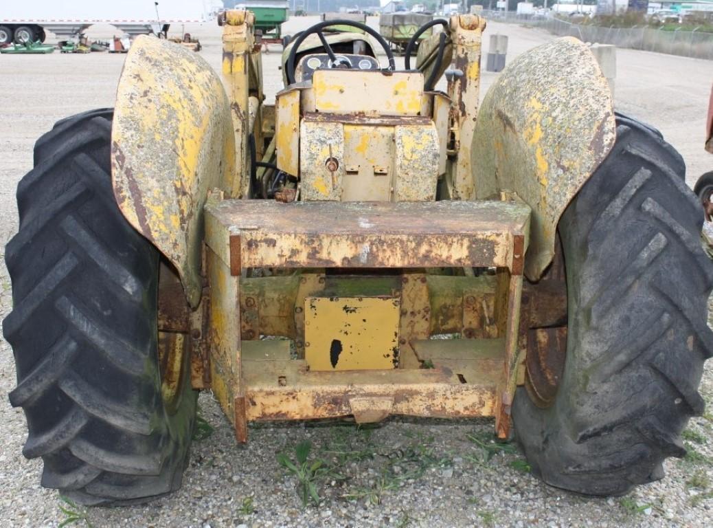 13963 JOHN DEERE 1010