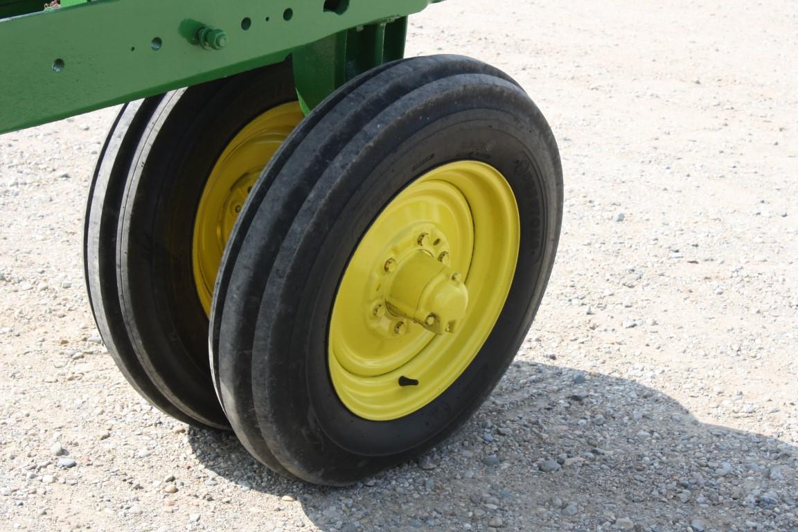 20288-JOHN DEERE 530