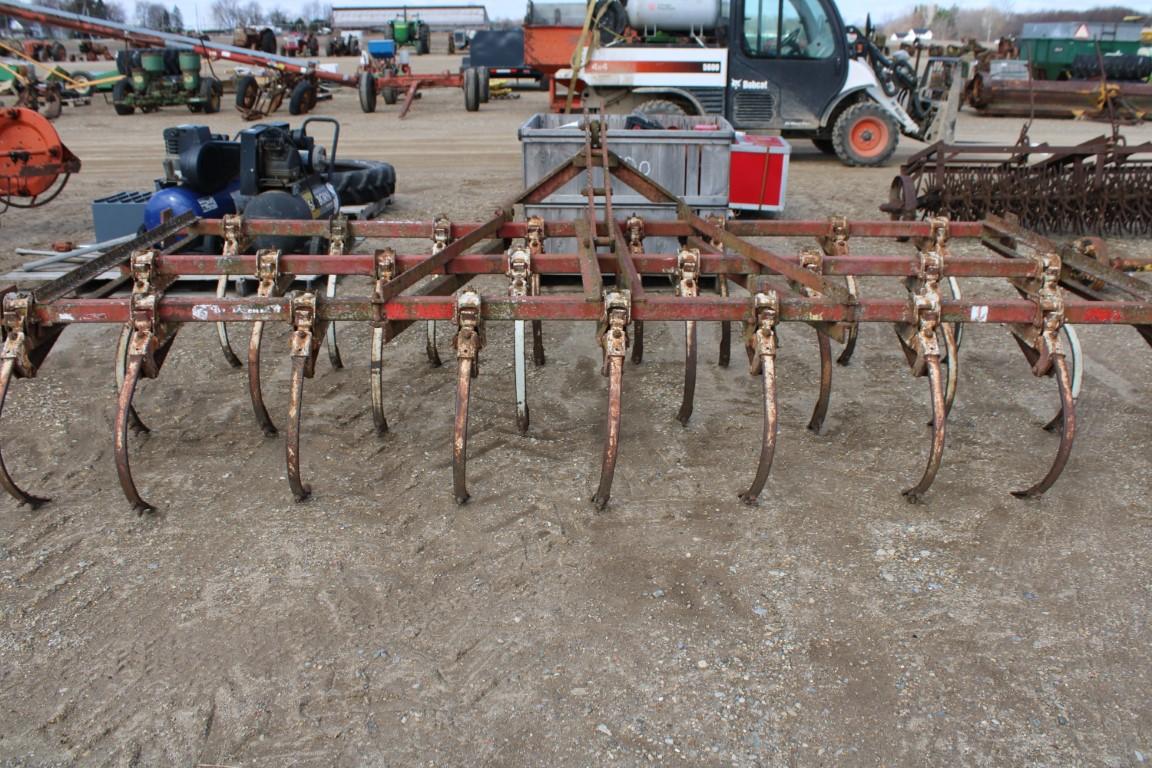 26562-FIELD CULTIVATOR