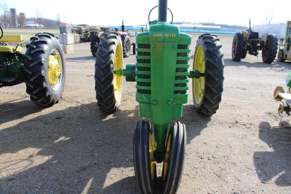 23714-JOHN DEERE B