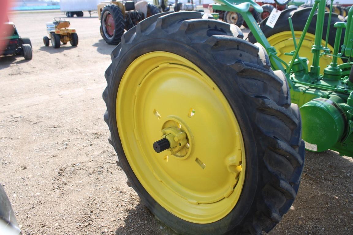 23714-JOHN DEERE B