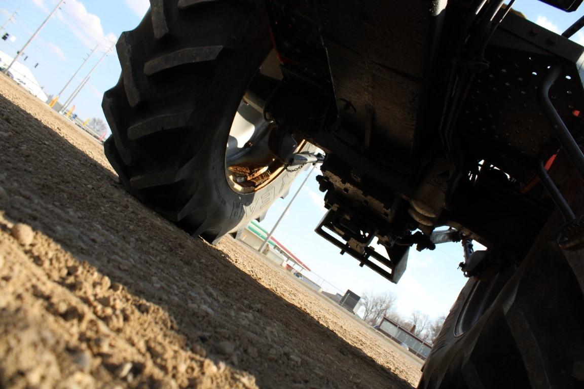23099-AGCO ALLIS 5860