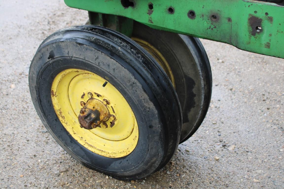 27450-JOHN DEERE 730 G