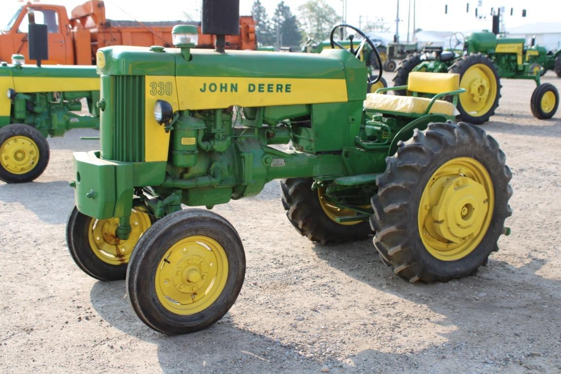 15183-JOHN DEERE 330 S