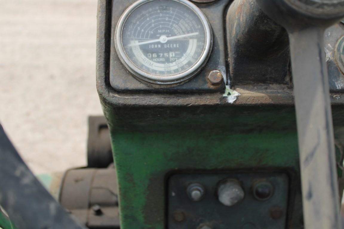 15208-JOHN DEERE 730