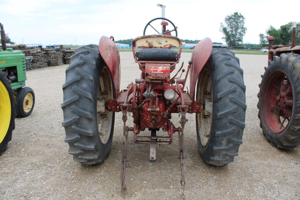 29522-COCKSHUTT 550