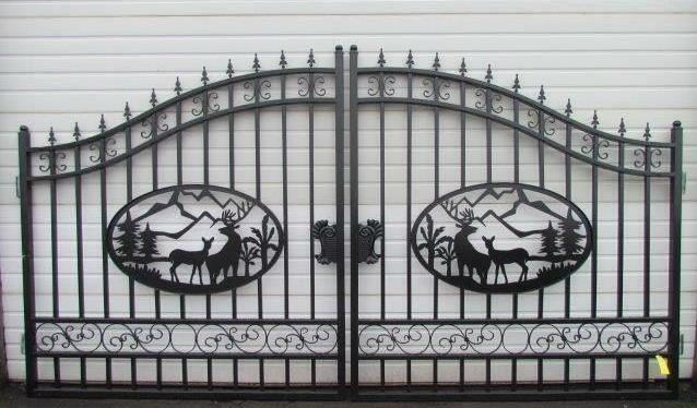 14' BI-PARTING WROUGHT IRON GATE - w/ DEER ARTWORK CENTER