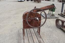 29850-IH CORN SHELLER