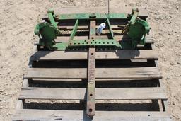 29883-JOHN DEERE DUBUQUE STANDARD DRAWBAR ASSEMBLY
